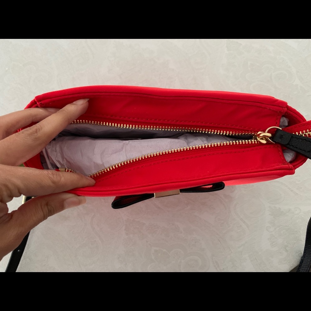 Kate Spade Gorgeous Crossbody Bag - Picture 4 of 12